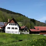 Huber Апартаменты